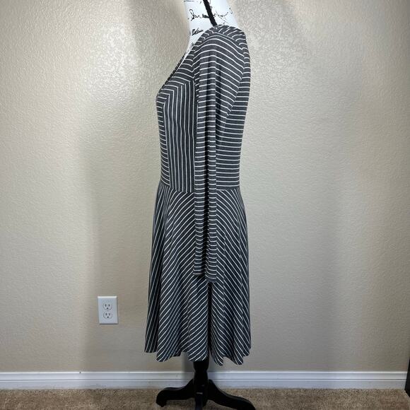 Modcloth Gray White Stripe Weekend Plans Skater Dress Ribbed Stretch Size L - Picture 7 of 15